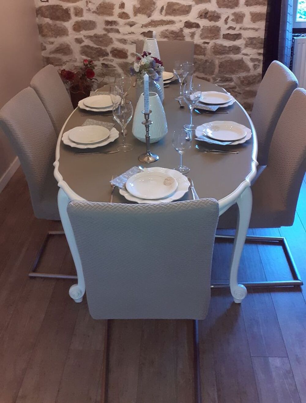 table de salle &agrave; manger relook&eacute;e sans les chaises Meubles
