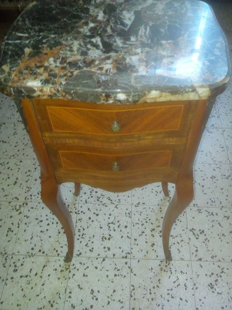 Table de chevet ancienne bois dessus marbre 2 tiroirs 50 Bagnols-sur-Cze (30)
