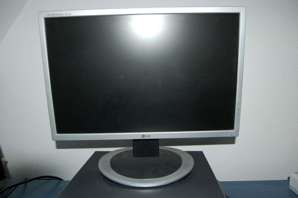 Ecran LG pour ordinateur Matériel informatique