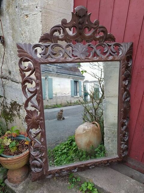 Grand Miroir Bois Sculpté XIXème Décor Feuilles Acanthe
1 Loches (37)