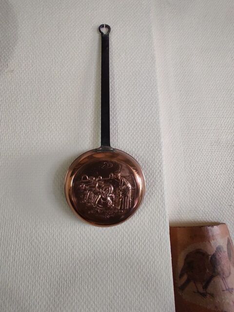 Bibelot cuivre Q : 6 25 Soullans (85)