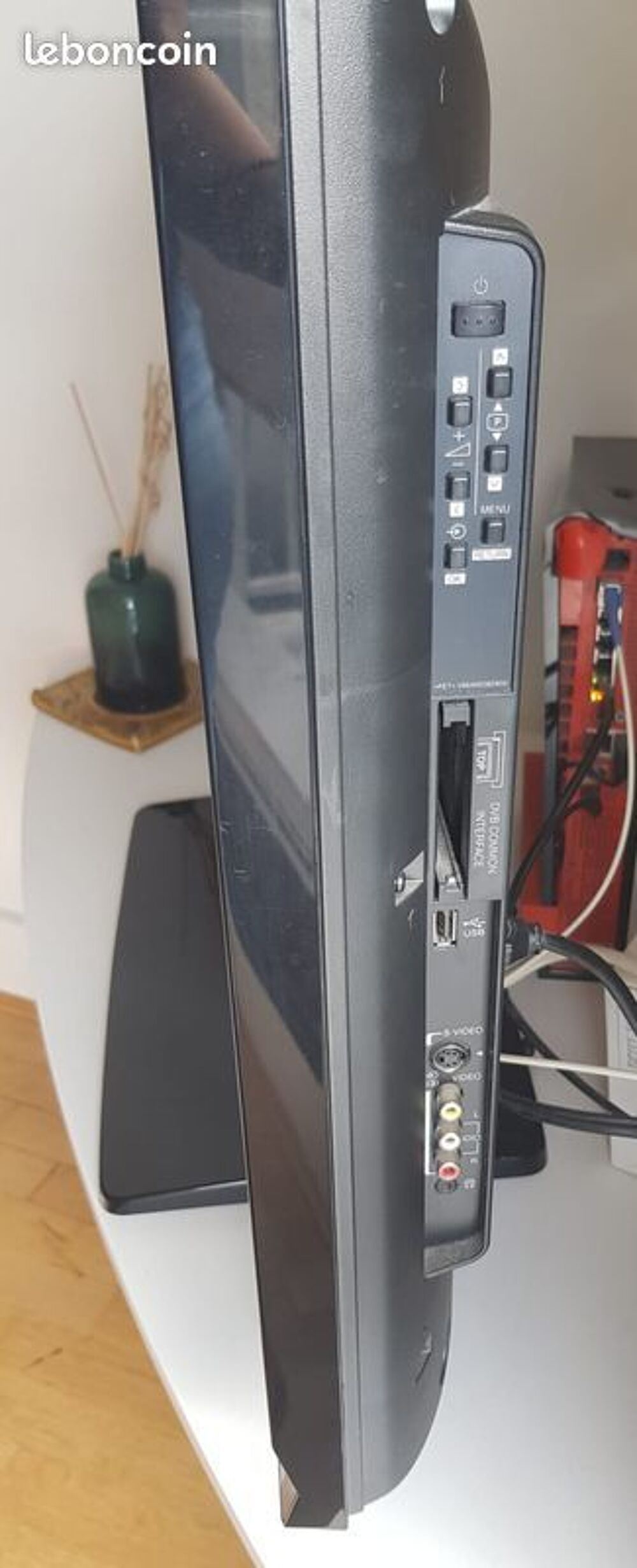 Toshiba 32AV623D - Classe diagonale 32 REGZA 720p 1366 x 768 Photos/Video/TV