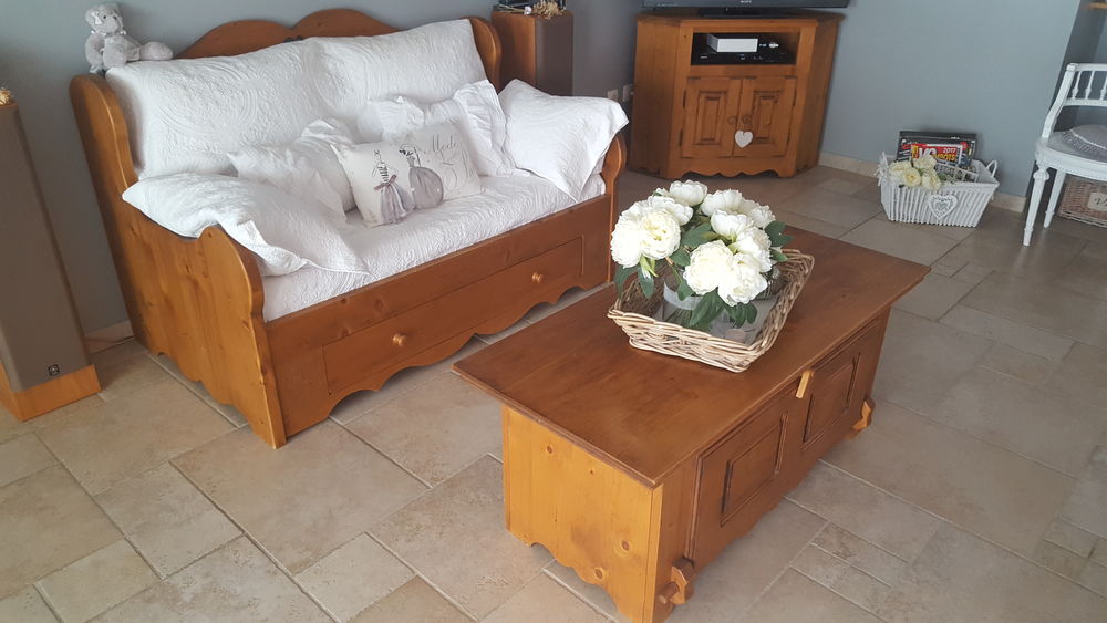 SALON SAVOYARD Meubles