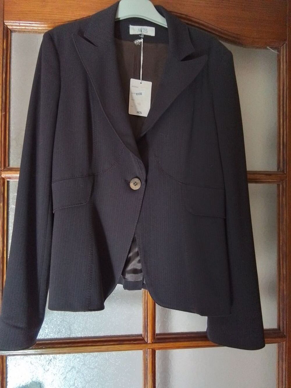 Beau tailleur veste / pantalon neuf Vêtements