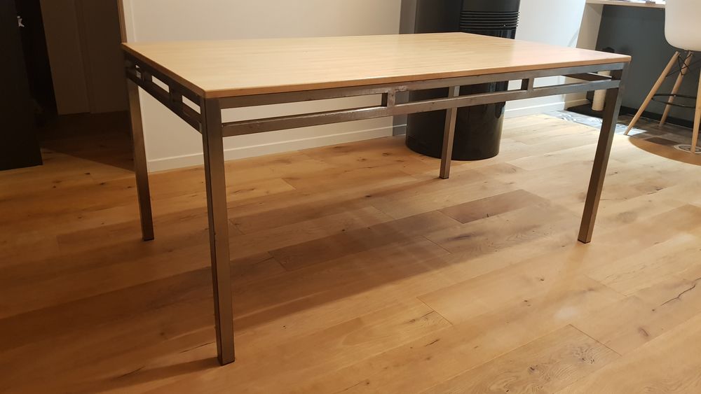 Table salle &agrave; manger bois acier indus Meubles