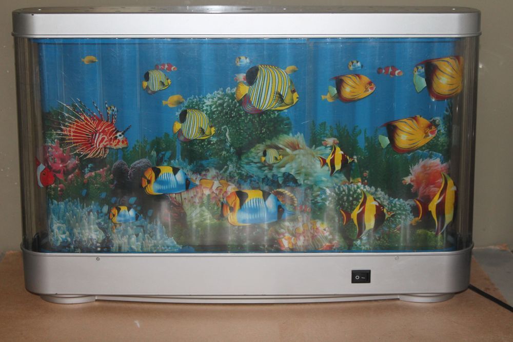 Aquarium avec poissons fictifs d&eacute;filant Neuf &agrave; accrocher Dcoration