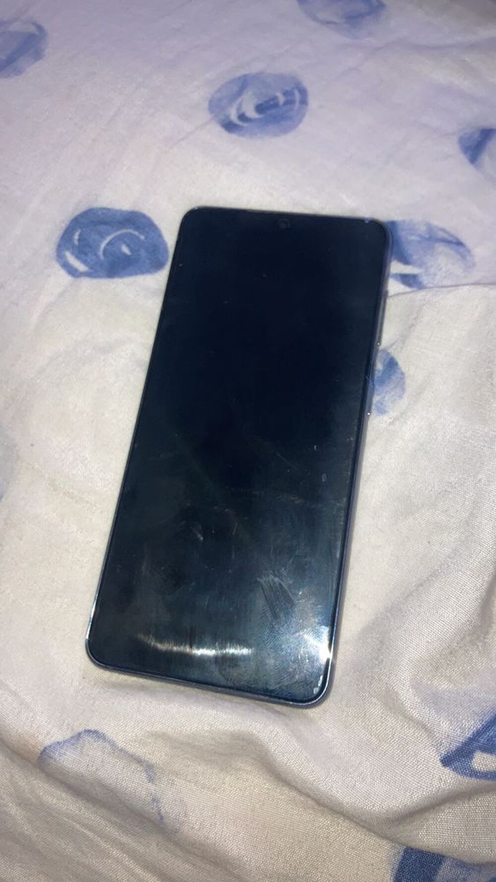 Samsung s21 128 gigas avc accessoires Téléphones et tablettes