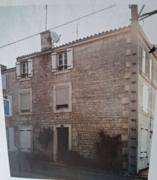  Immeuble à vendre 141 m² Niort