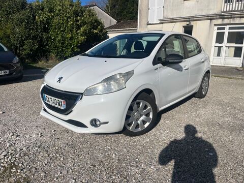 Peugeot 208 1.4 HDI - DISTRIBUTION FAITE - CLIM - RA