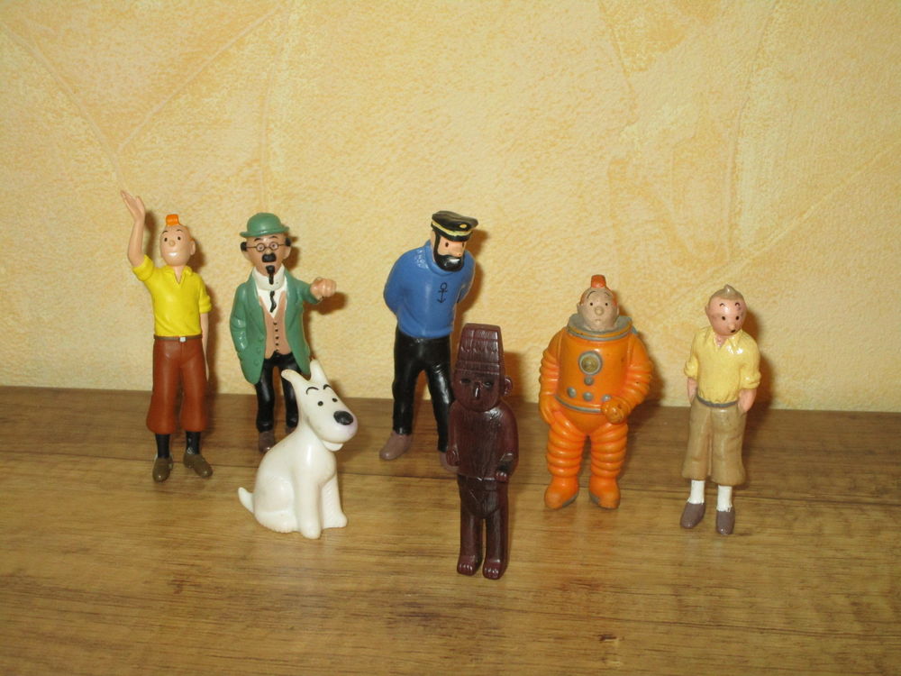 LOT VIEILLES FIGURINE TINTIN ET MILOU + STATUE Jeux / jouets