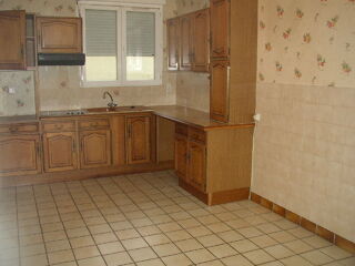  Appartement à louer 5 pièces 94 m²