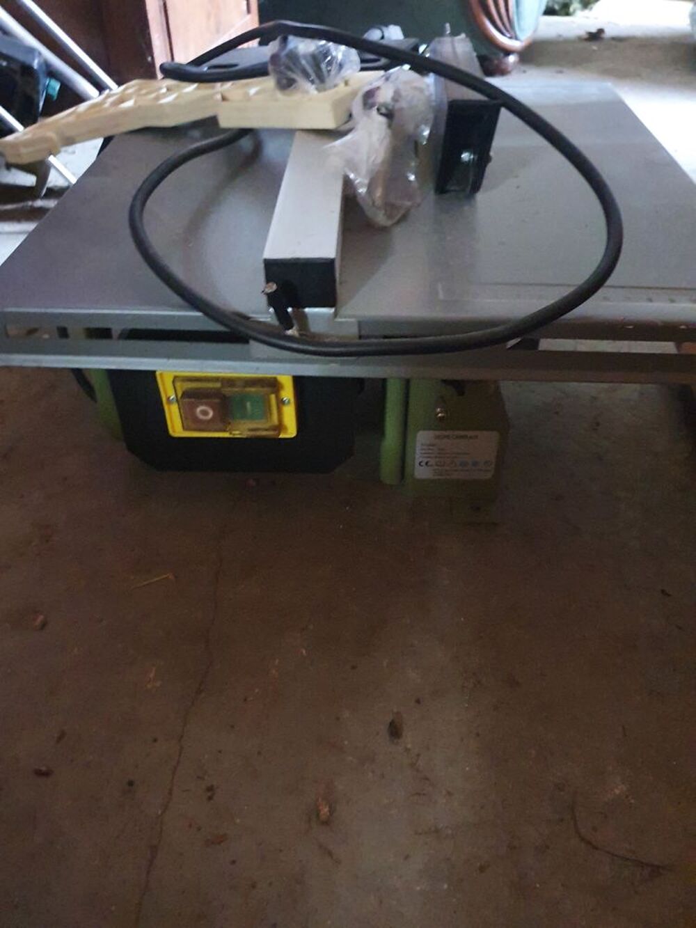 Coupe carrelage neuf Bricolage