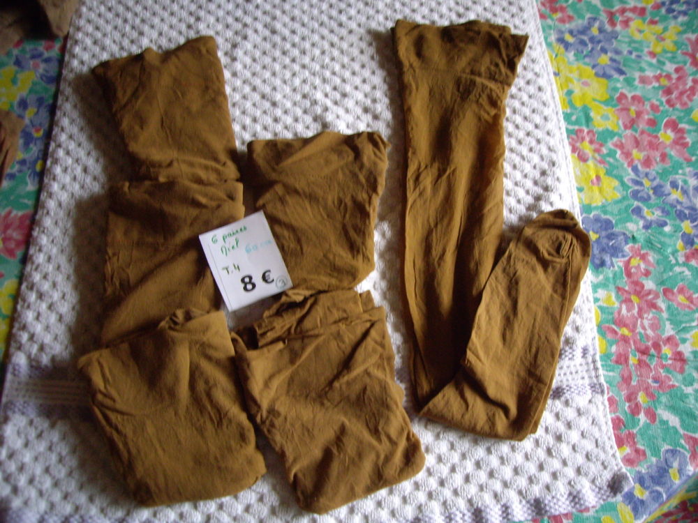 Porte-Jarretelles &amp; Paires de Bas Vêtements