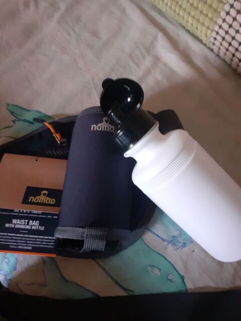 Sac banane Sport noir 20 Nantes (44)