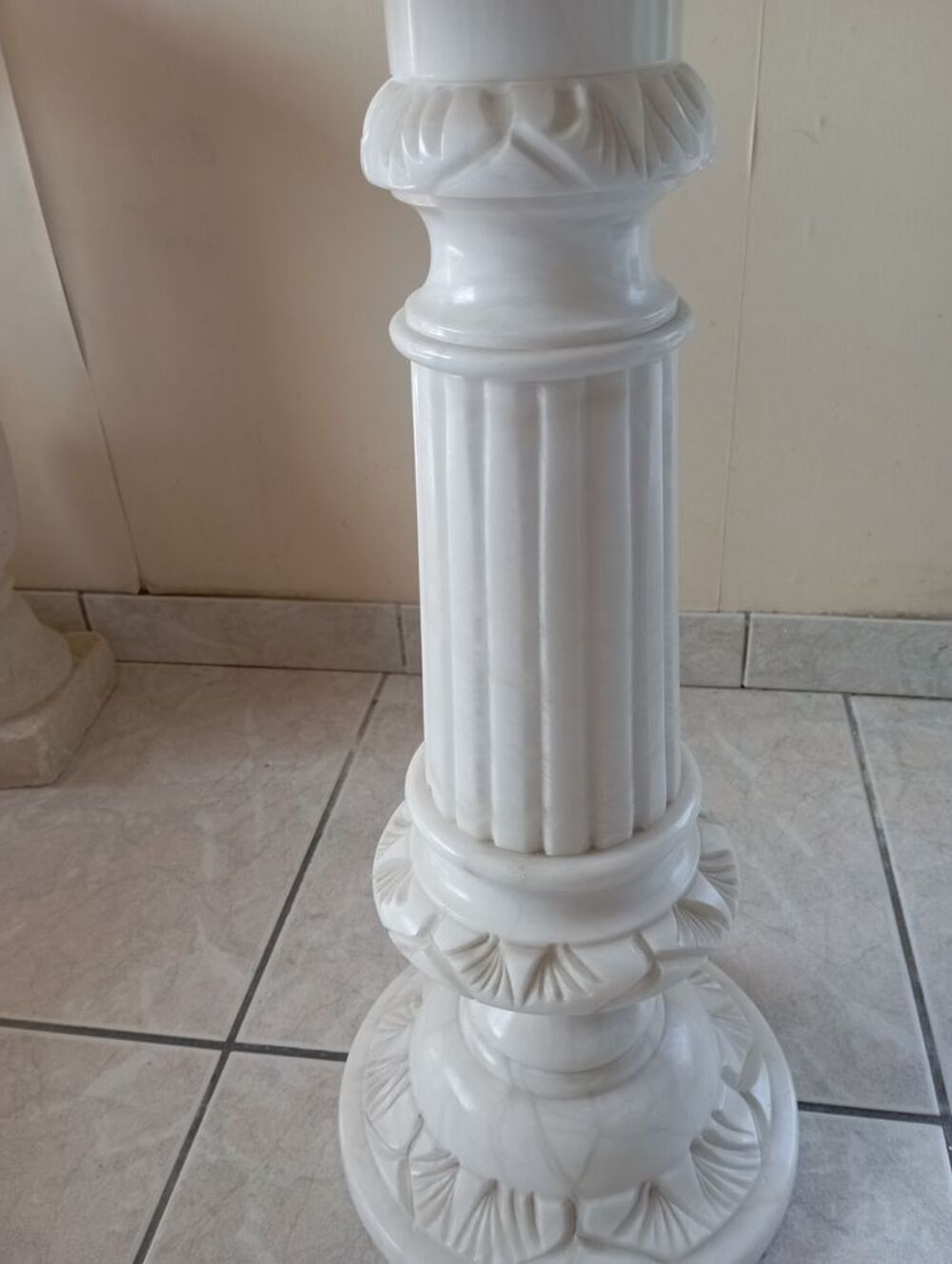 Colonne en alb&acirc;tre Décoration