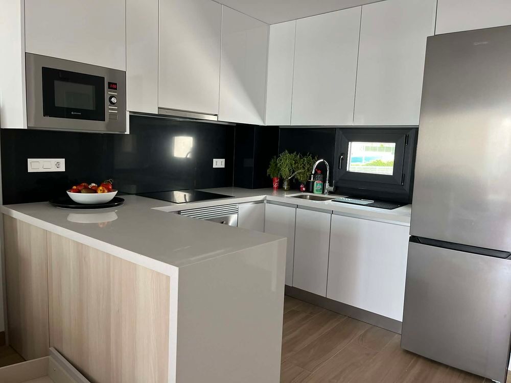   EN ESPAGNE APPARTEMENT HAUT STANDING POUR 4/6 PERSONNES  Espagne, 08186