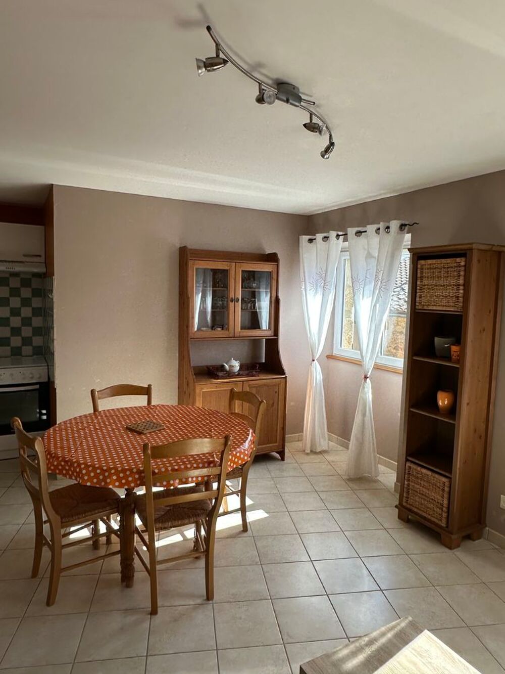 Location Appartement Au calme, appartement T2 Colombier-le-jeune