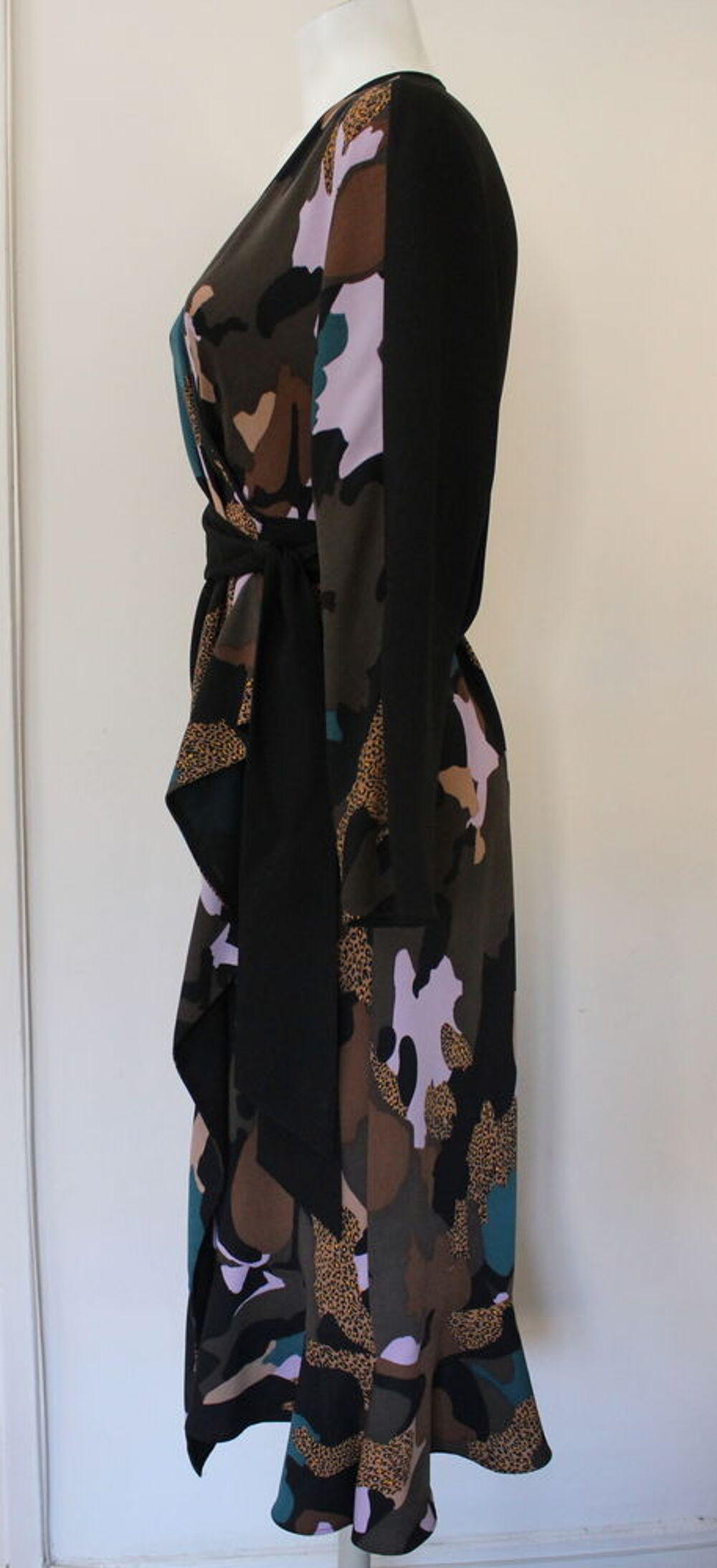 Robe drap&eacute; floral DIANE VON FURSTENBERG T.4. Vêtements