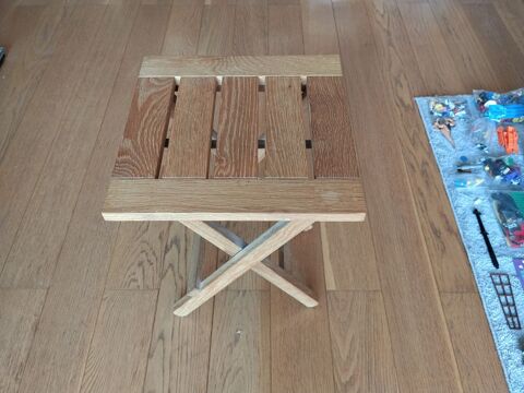 Tabouret en bois massif Maisons du Monde
Vincennes (94)