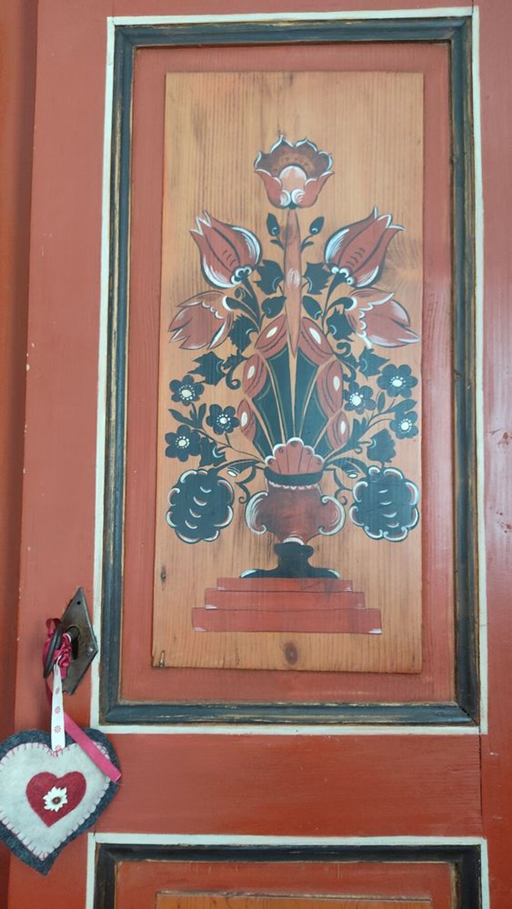 Armoire autrichienne Meubles