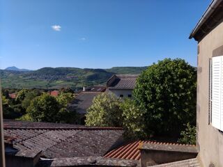  Maison  vendre 8 pices 375 m