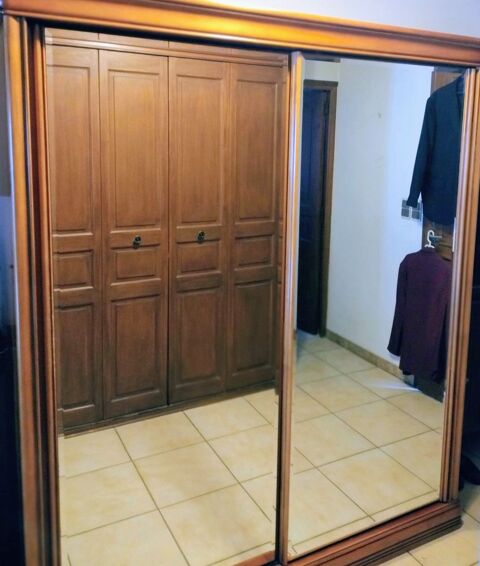 armoire penderie  349 Aubenas (07)