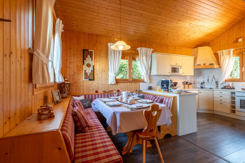   CHALET PANORAMIQUE AVEC SAUNA ENTRE LAC LEMAN ET MONTAGNES   Rhne-Alpes, vian-les-Bains (74500)
