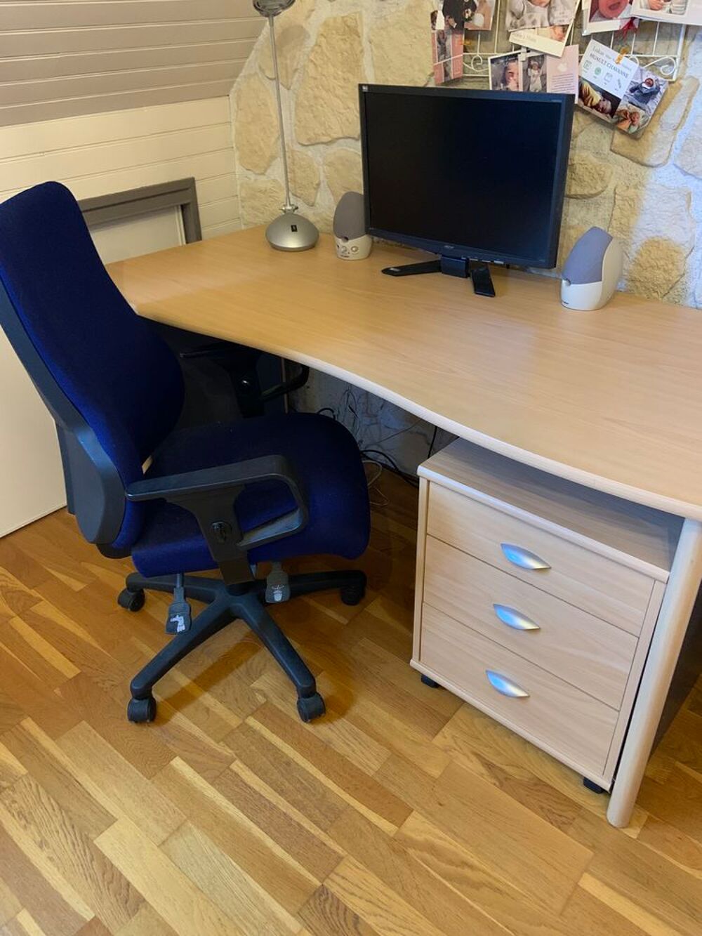 Bureau + meuble 3 tiroirs + fauteuil Meubles