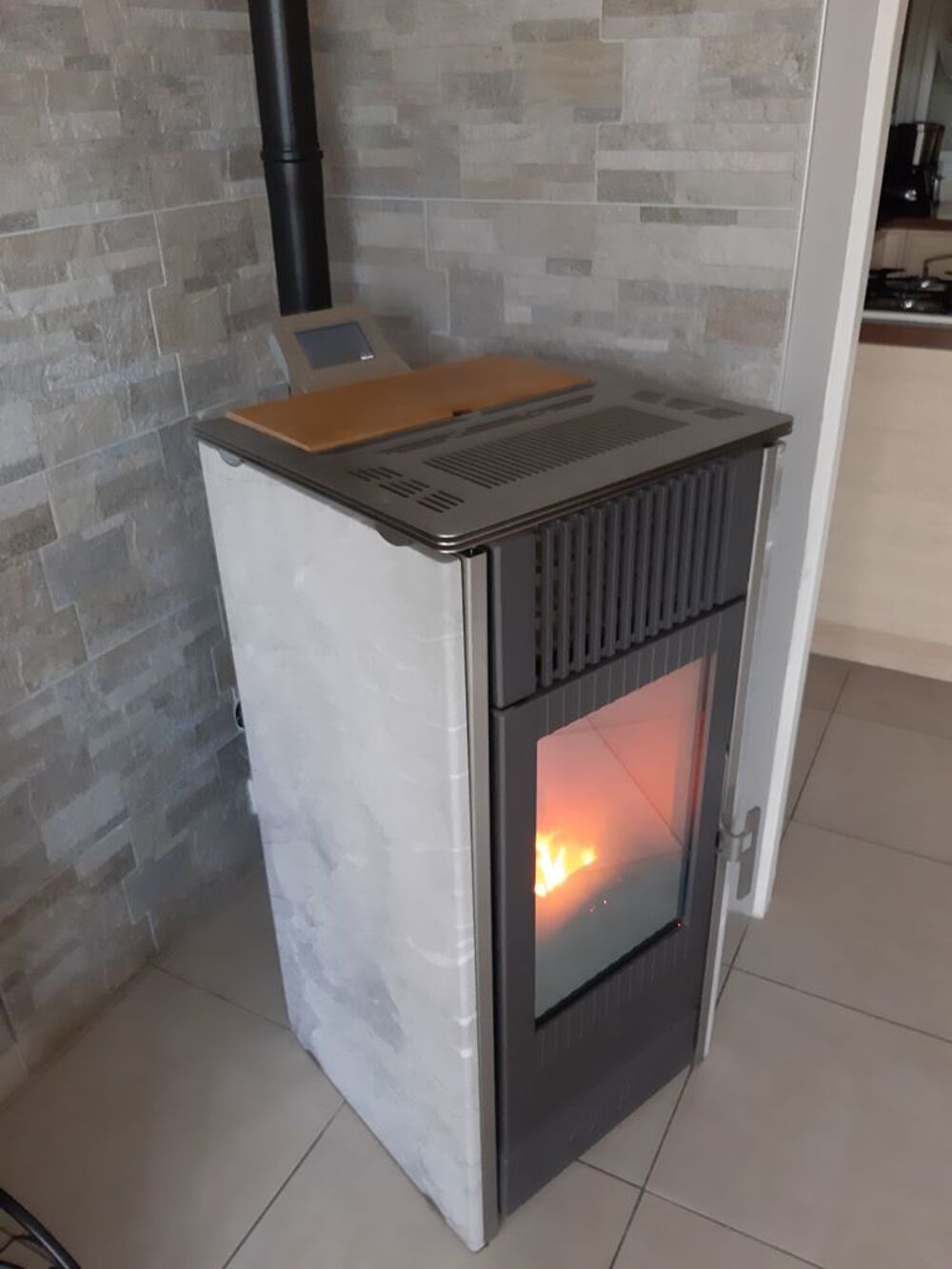 Po&ecirc;le &agrave; granul&eacute;s hoben Bricolage