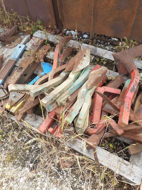 materiel de charrue 10 21190 Corpeau