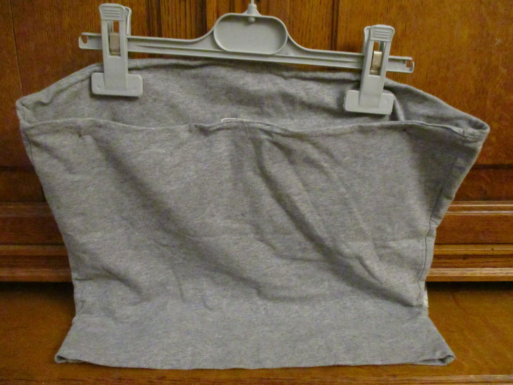 lot de 2 d&eacute;bardeurs/dos nus - un noir et un gris Vêtements