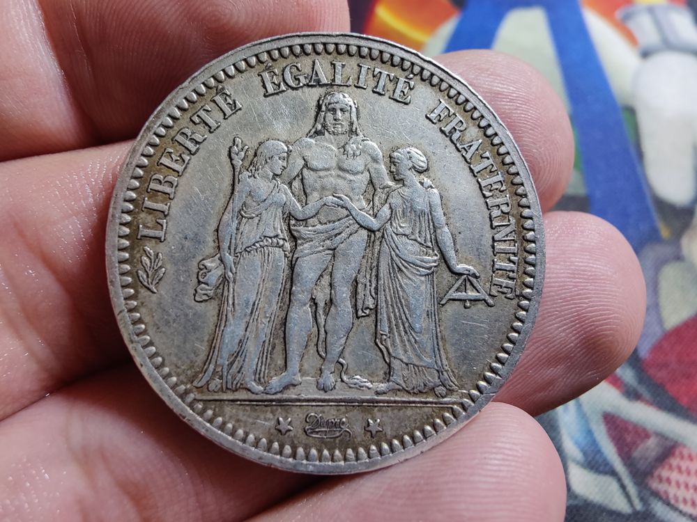 Pas rare mais jolie piece de 5 frs Hercule en argent 1873 A. 