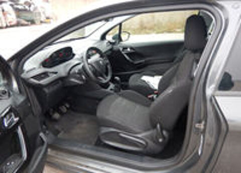 208 1.4 HDi 68ch FAP BVM5 Access 2013 occasion 20260 Calvi