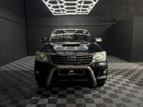 Hilux 3.0 D-4D Invincible Double Cabine 4WD BVA 2013 occasion 33520 Bruges