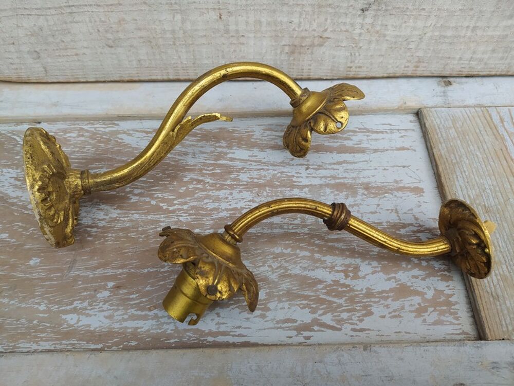 Anciennes Appliques Bronze Dor&eacute; Tulipe Lampe Décoration