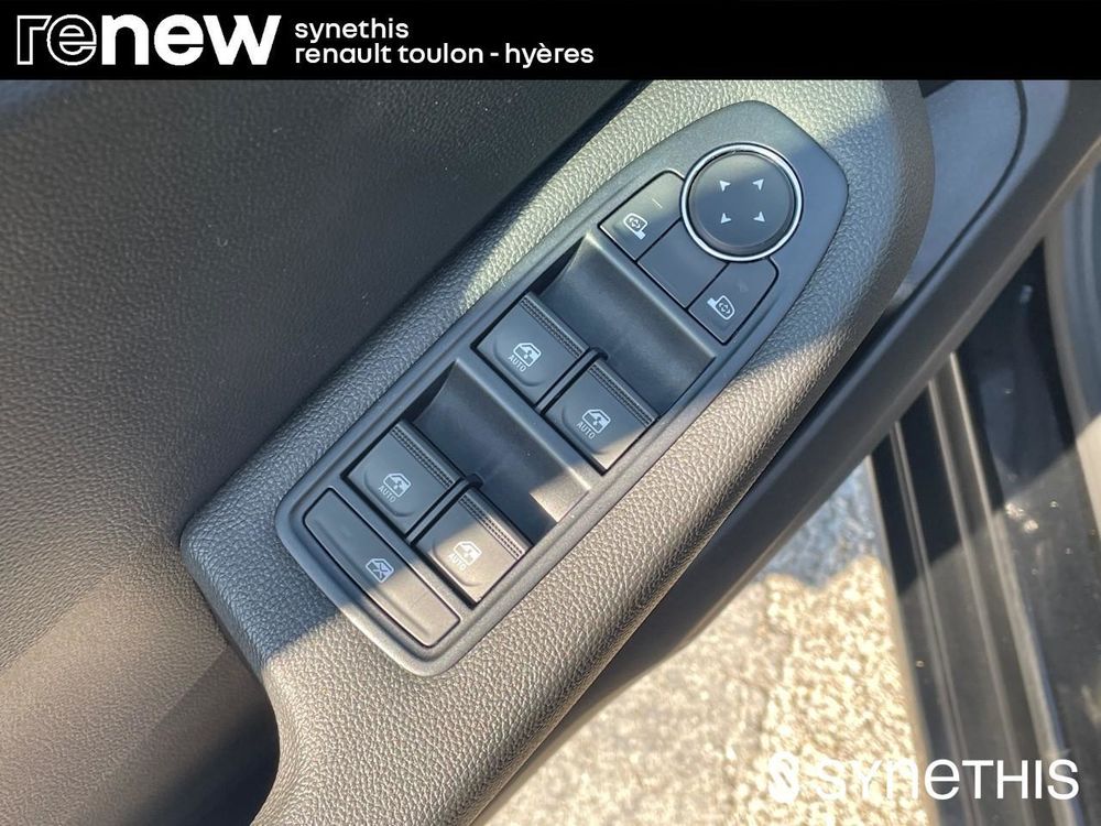 Clio IV CLIO SOCIETE BLUE DCI 100 EVOLUTION REVERSIBLE 2023 occasion 83160 La Valette-du-Var