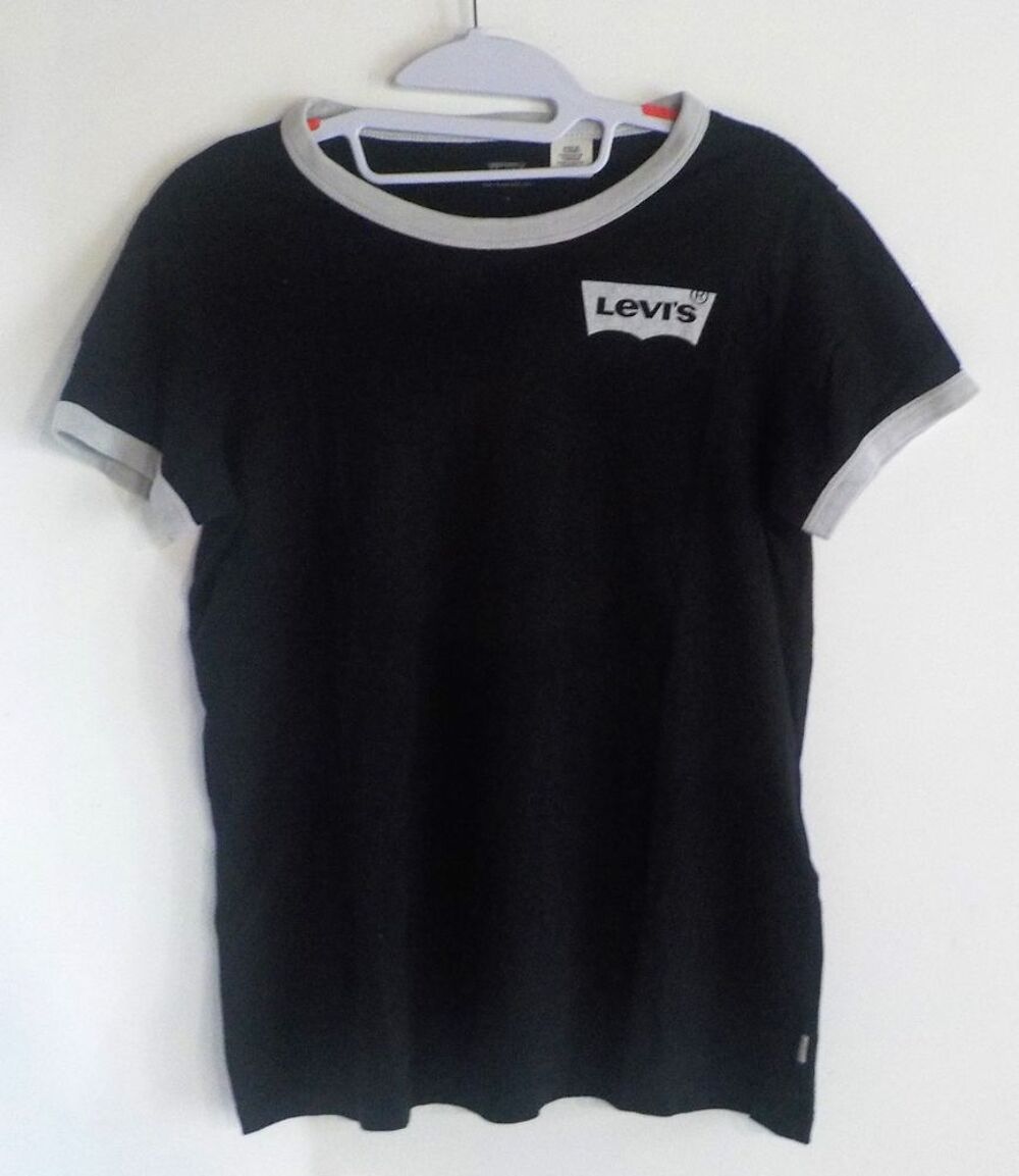 TEE-SHIRT NOIR LEVI'S TAILLE S Vêtements