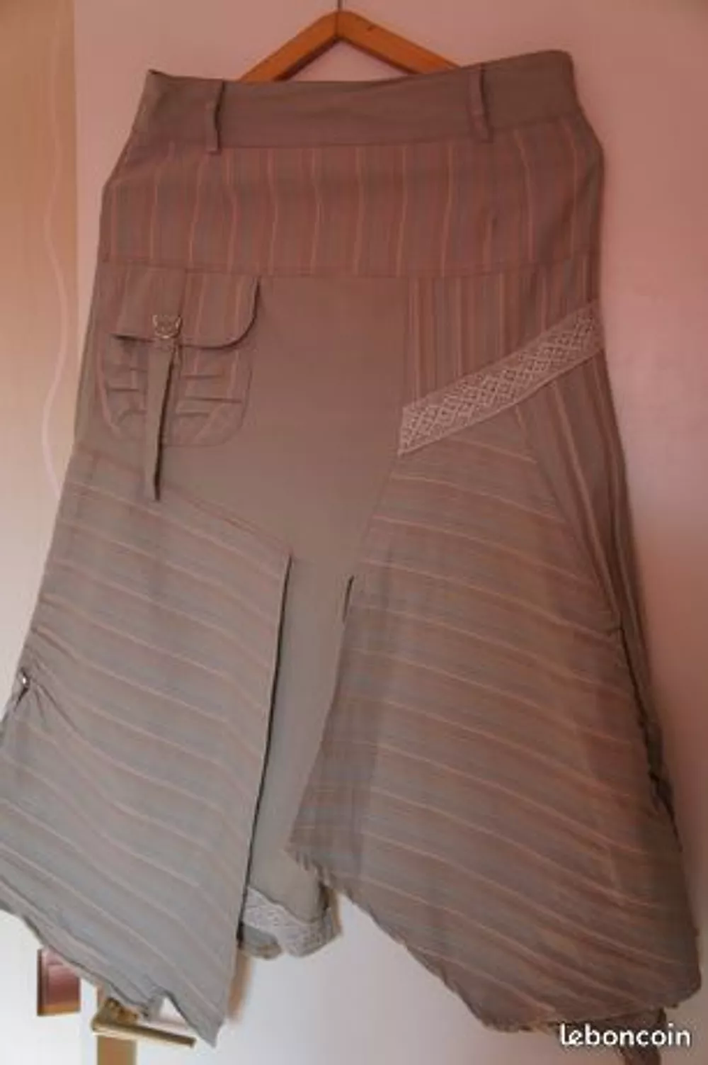 ENSEMBLE JUPE ET VESTE TAILLE 42/44 PATRICE BREAL V�tements