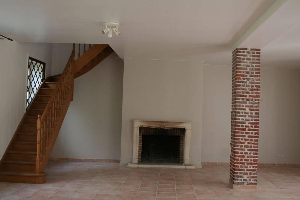 Location Maison Maison 350m2, 4 chambres, au calme avec 2 garages et jardin Lille