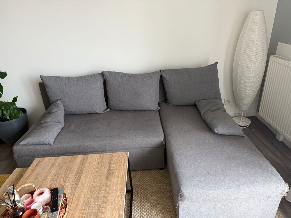 Canap&eacute; d'angle convertible IKEA Meubles