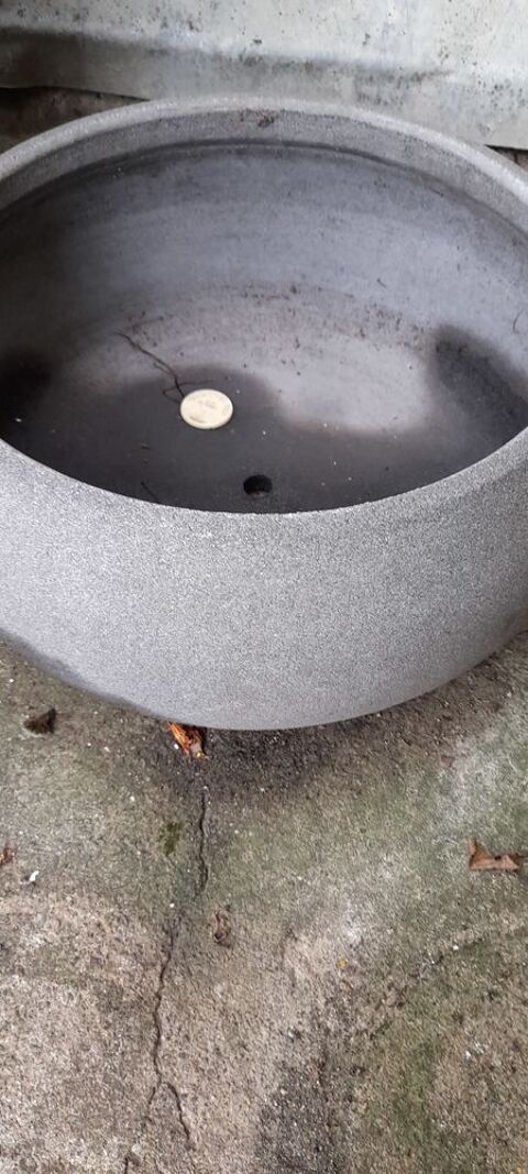 POTS gris acht� 80a 100euros le pots vendu moiti� prix 1 Lure (70)