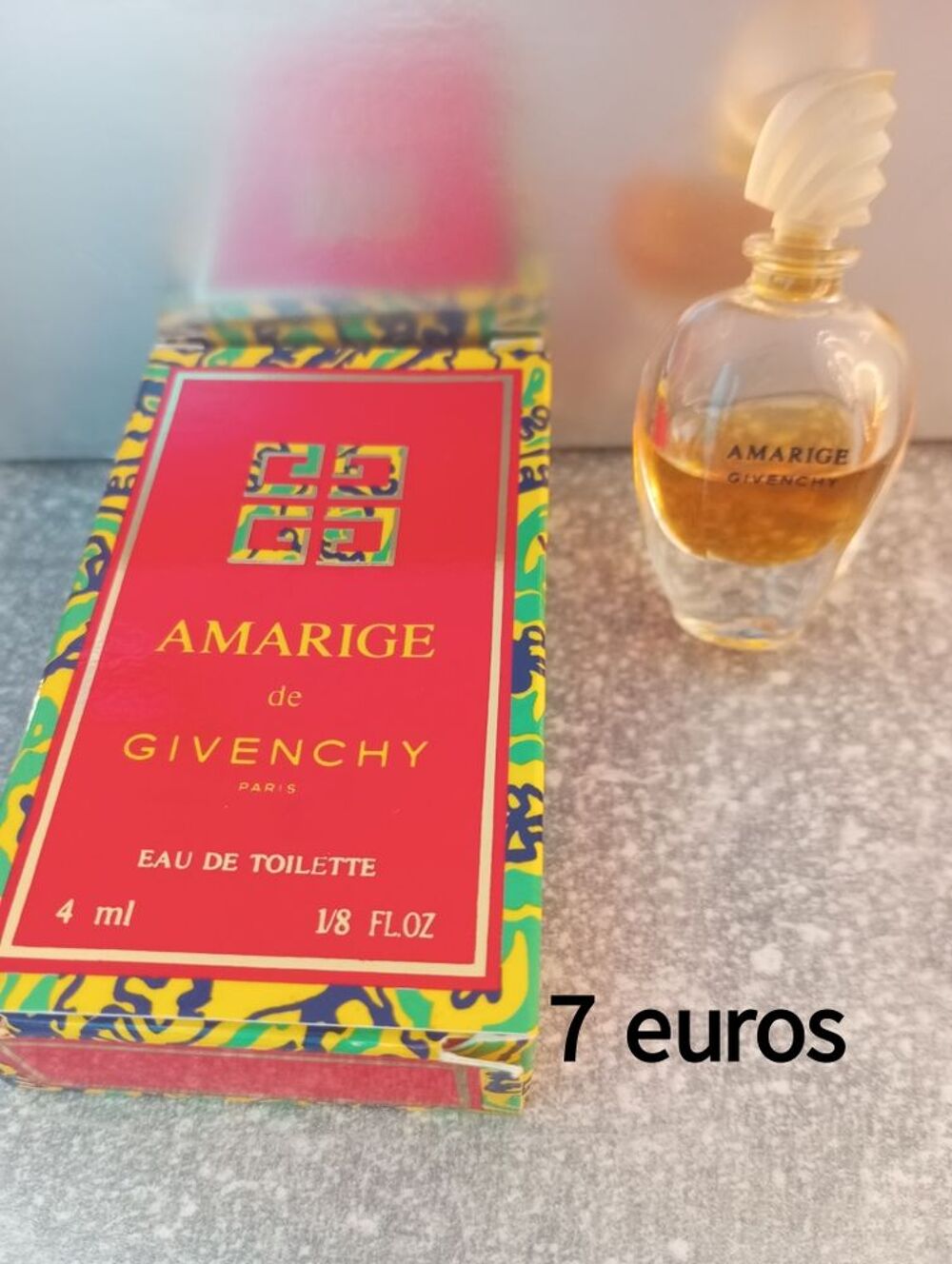 miniature de parfum Amarige de Givenchy 