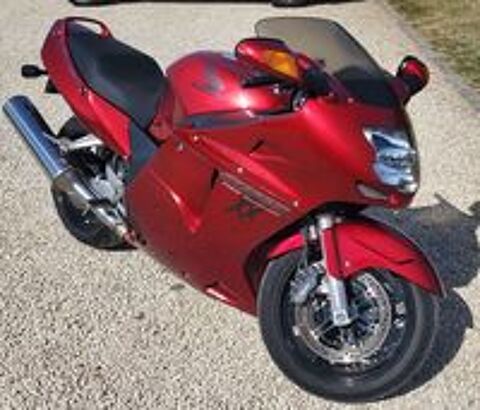 HONDA 1998 occasion 79200 Ch&acirc;tillon-sur-Thouet