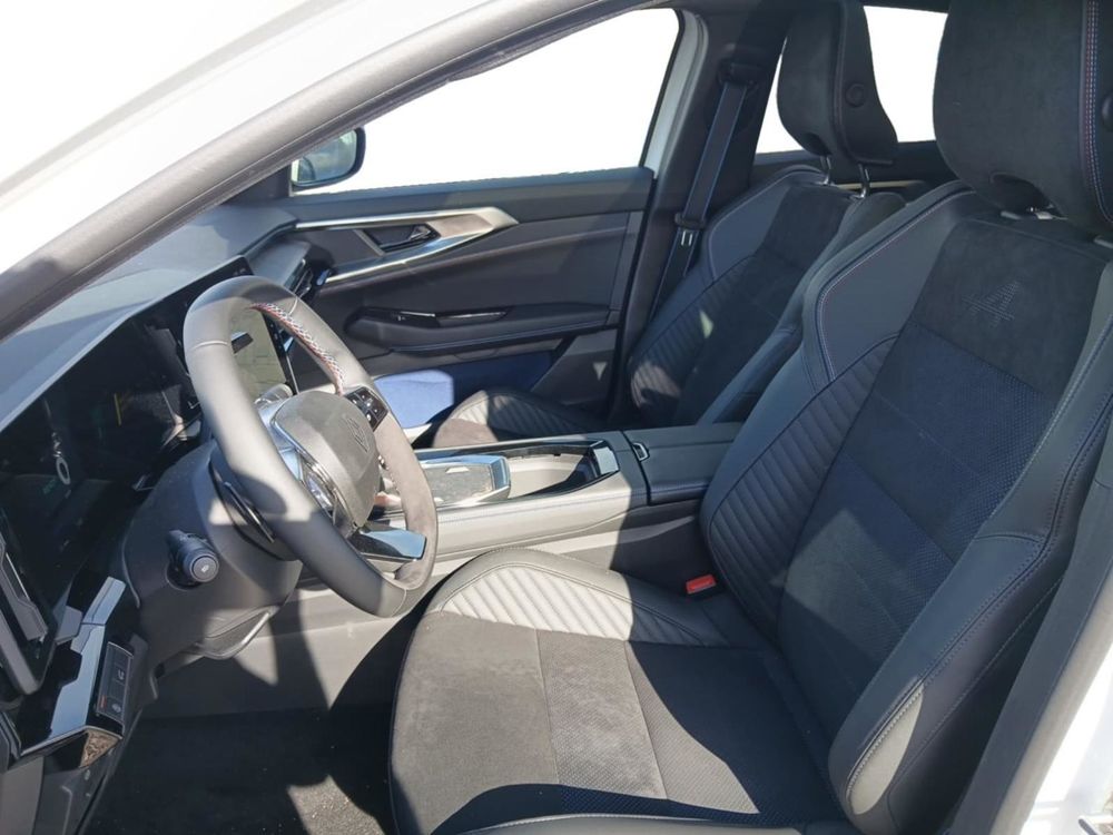 Rafale E-Tech full hybrid 200 ch esprit Alpine 2026 occasion 83160 La Valette-du-Var