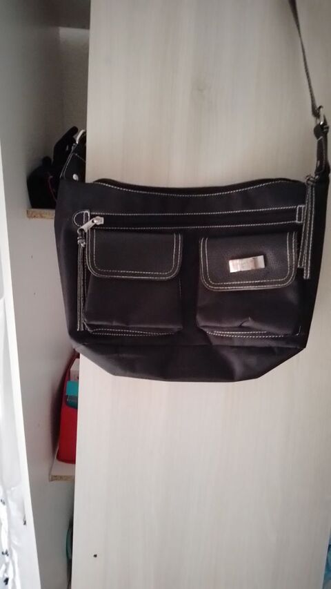 Sacs main occasion Bourg en Bresse 01 annonces achat et