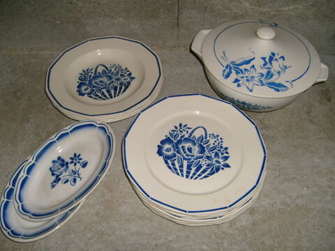 Assiettes, soupi�re, raviers, beurriers, ancien 0 Varades (44)
