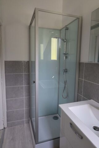  Appartement à louer 1 pièce 25 m²