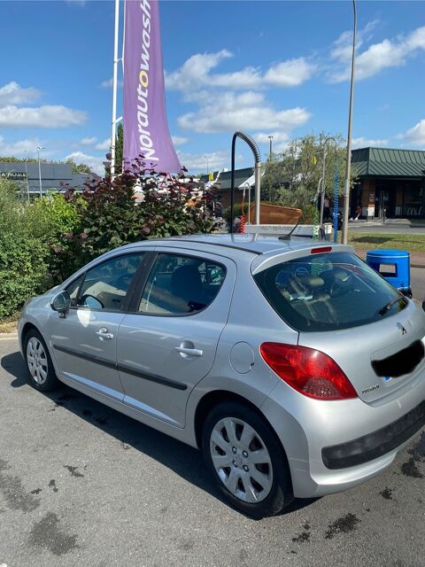 Peugeot 207 1.6 HDi 16v 90ch Exécutive