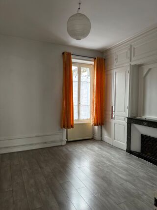  Appartement � louer 3 pi�ces 81 m�