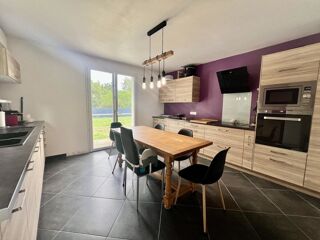  Maison  vendre 7 pices 214 m